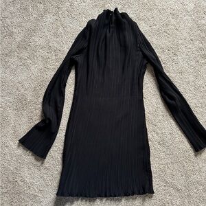 NA-KD Black Pleated Top